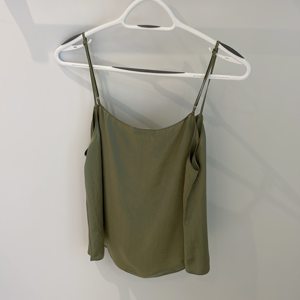 Babaton Green Tank blouse - Picture 3 of 3